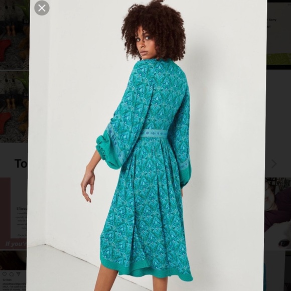 Spell Design Jewel Soirée Dress in Emerald - Picture 3 of 4